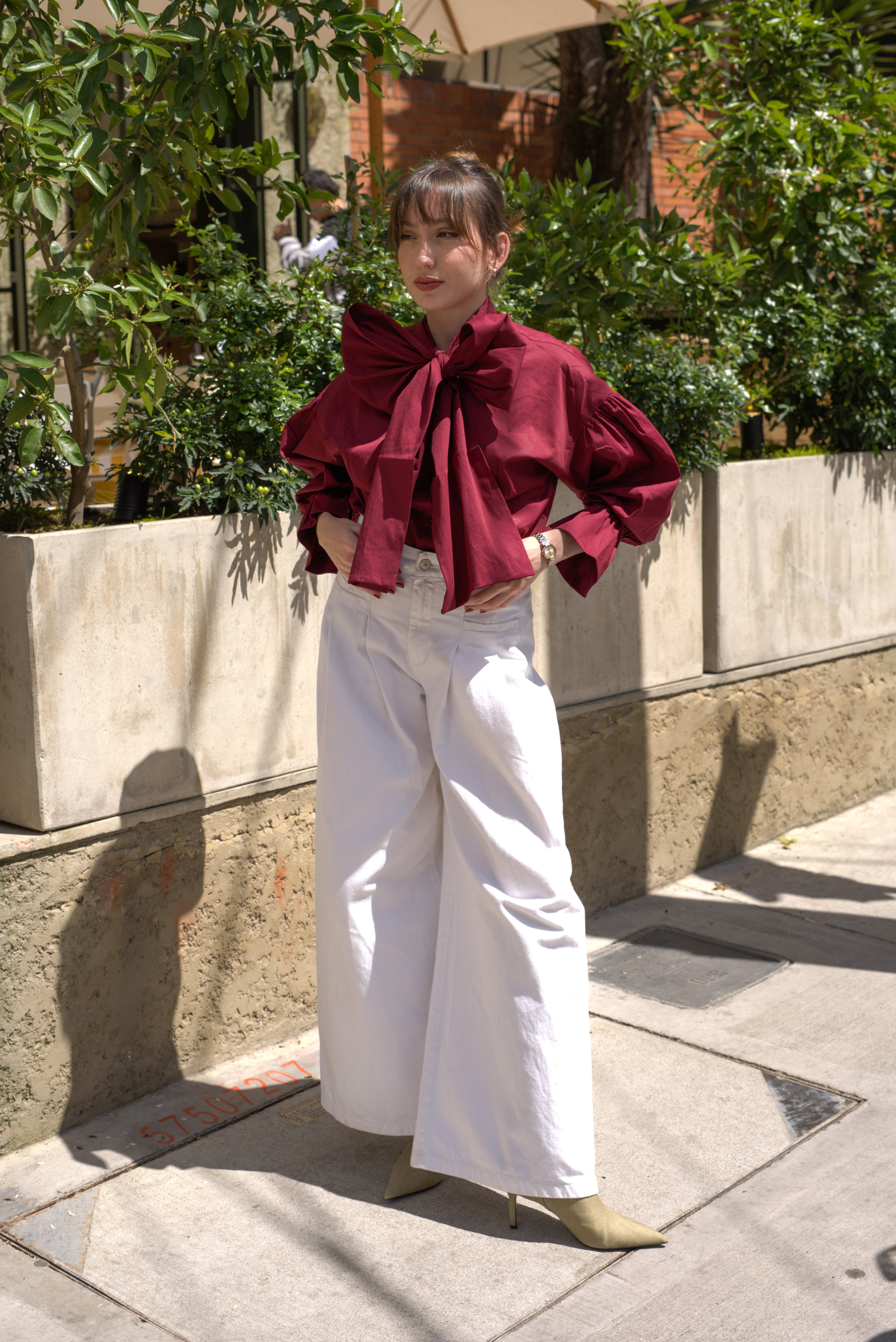 Camisa inoportuna Vino