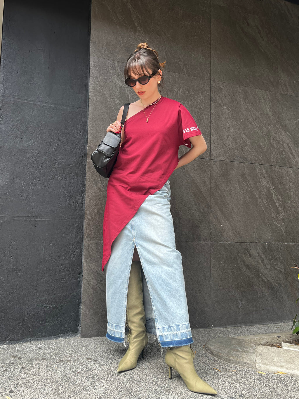 Burgundy atrevida T-shirt