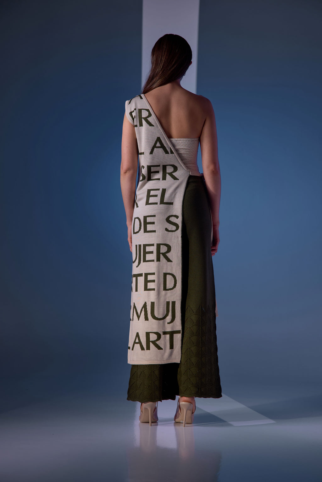 Two-fold long accessory